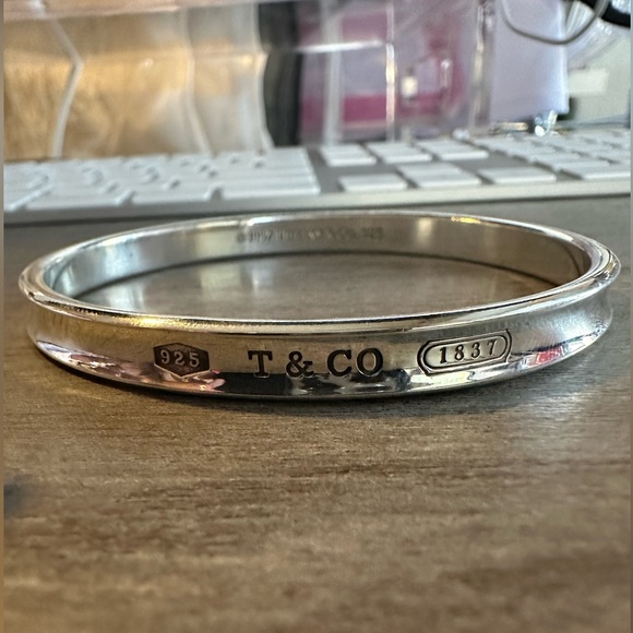 Tiffany & Co. 1837 Oval Concave Sterling Silver Bangle